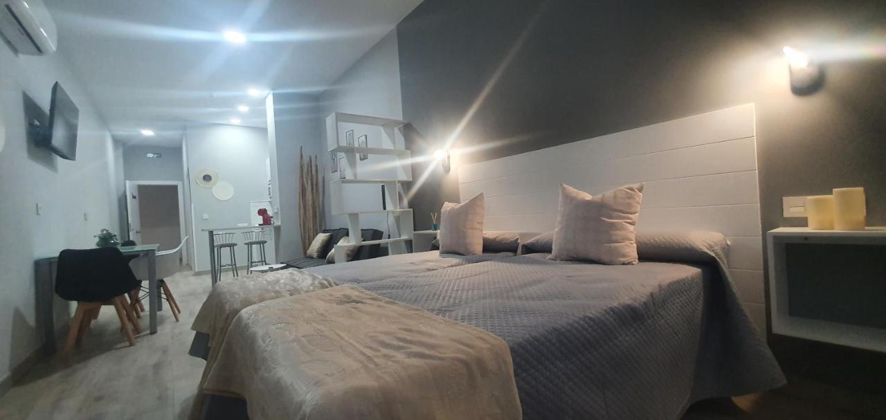 Apartamentos Las Trece Llaves Jacuzzi Bajo Reserva Мерида Екстериор снимка